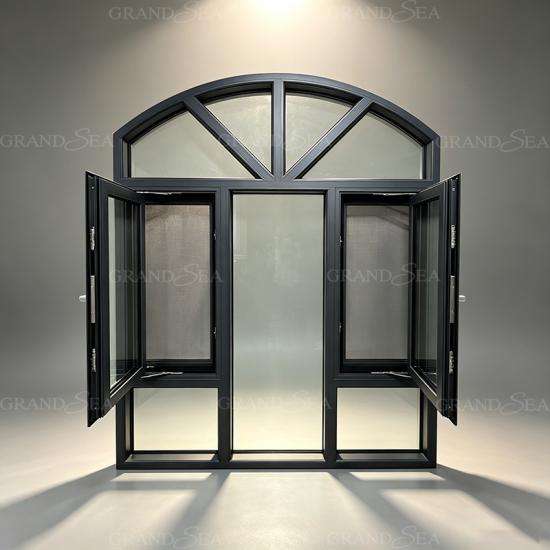 Ventana abatible arqueada de aluminio